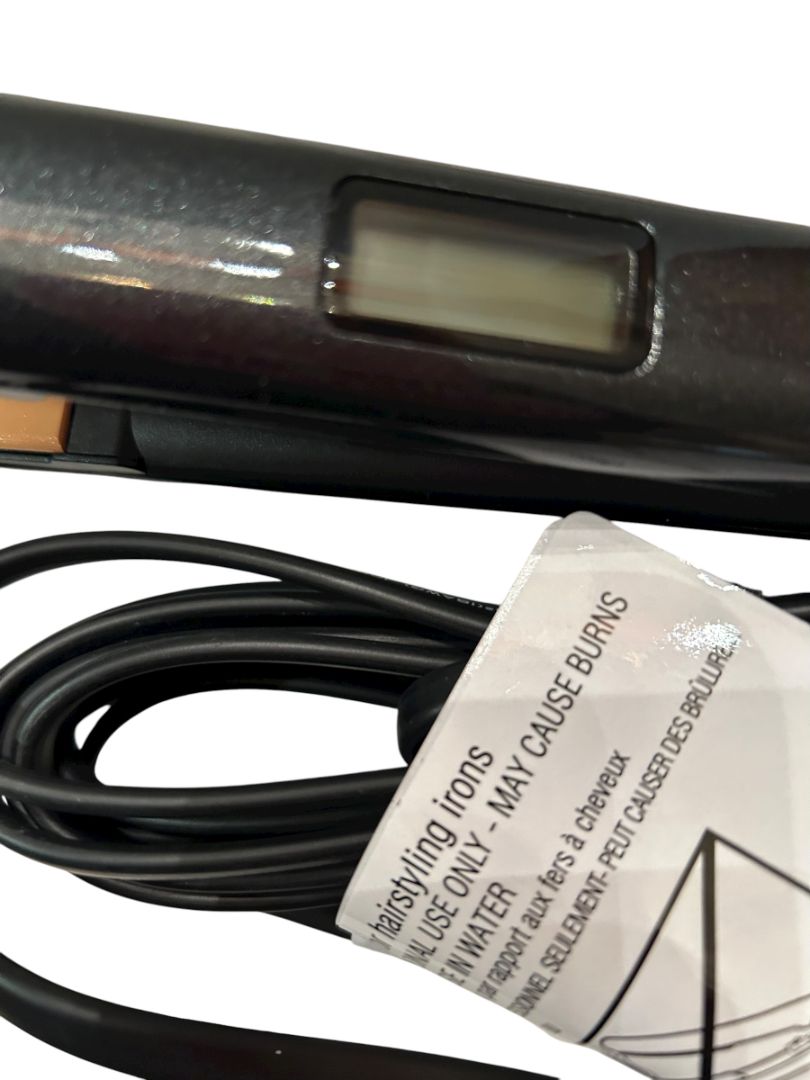 Chi G2 Professional Flat Iron Ceramic And Titanium 1 Inch Hairstyling Iron New