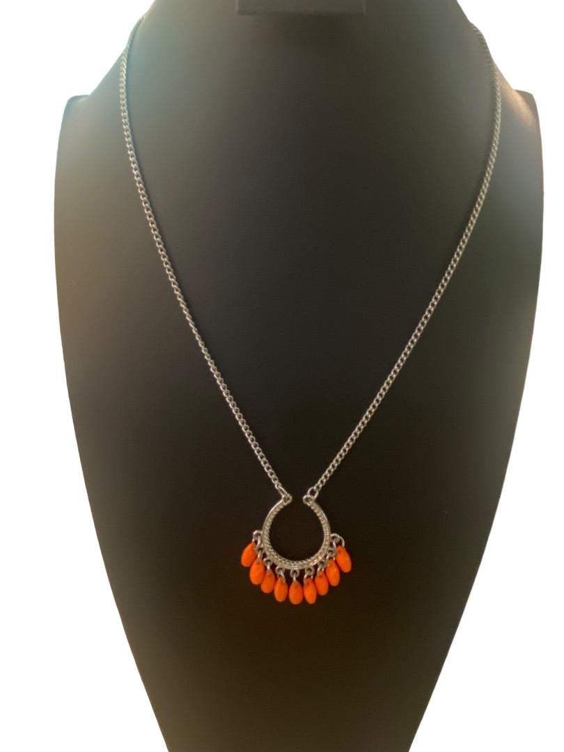 Silvertone 22" Necklace Coral Acrylic Beaded Attached Pendant Necklace