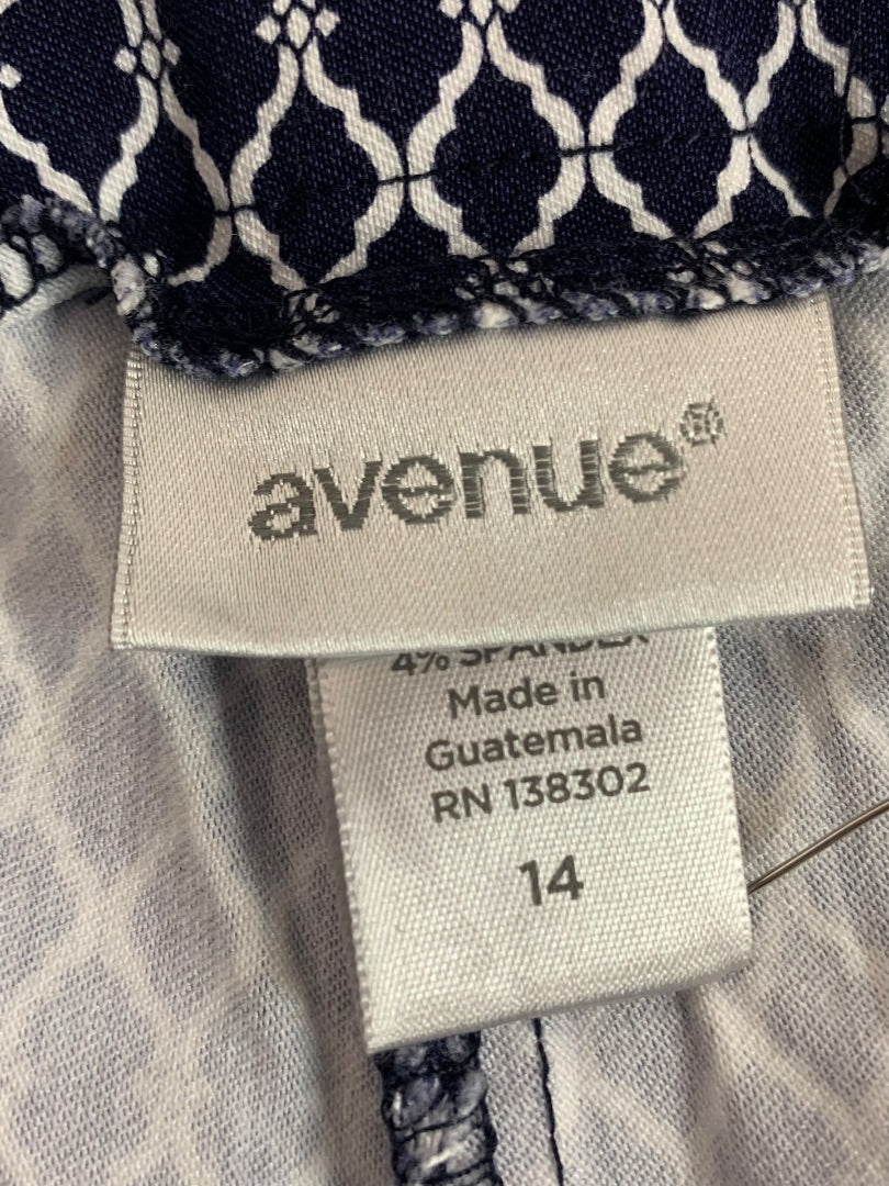 Size 14 Avenue Womens Capri Pull On Pants Stretch Navy White Pattern