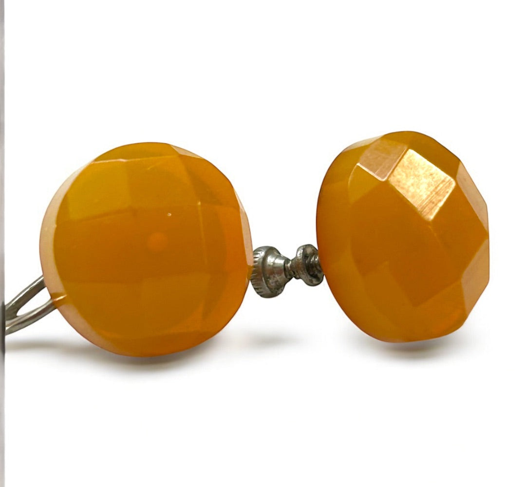 Vintage Butterscotch Faceted Acrylic Screw Back Non-Pierced Earrings .5 Inch