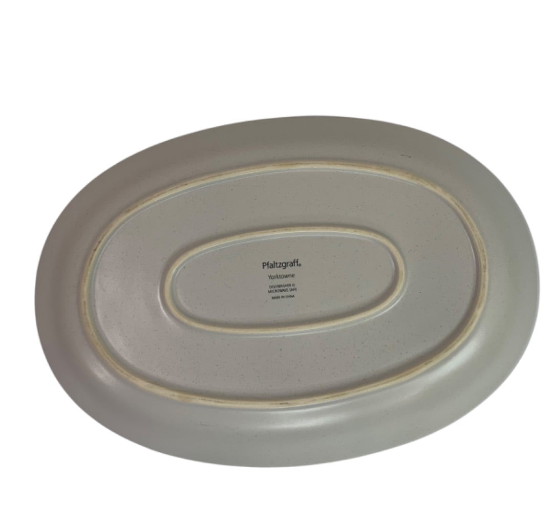 Pfaltzgraff Yorktowne Stoneware 14" Serving Dish Platter Dishwasher Microwave Safe