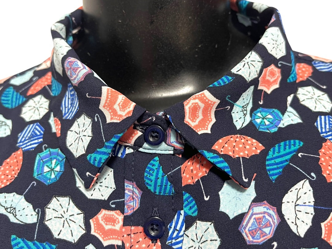 Large Talbots Button Up Collared Sleeveless Umbrella Patterned Shirt