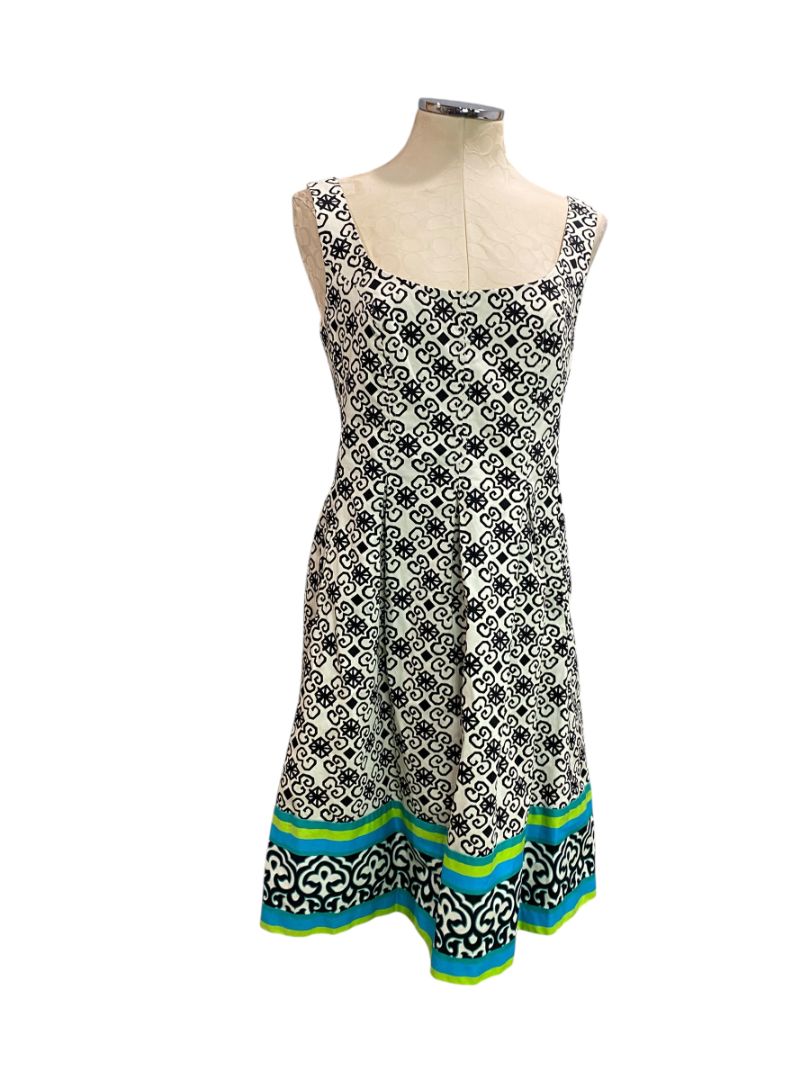 Size 10 Kim Rogers Fit and Flare Sleeveless Dress Pockets