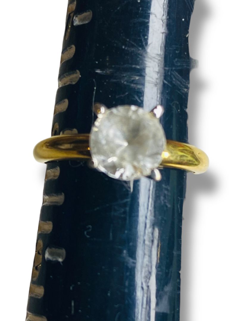 Vintage Size 8 Faux Diamond Ring 18k Gold Filled 7.5mm