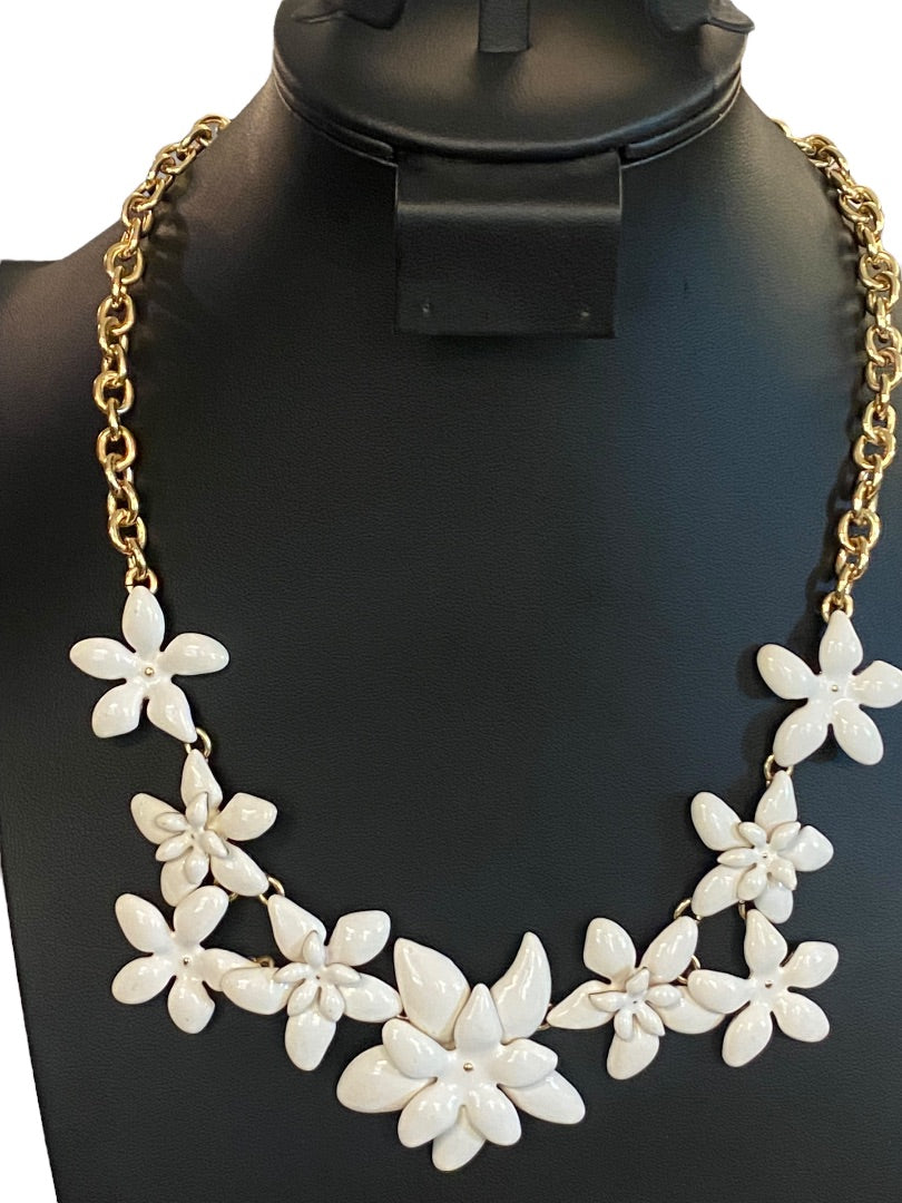 Signed Talbots Bib Necklace Goldtone and White Flower Enameled 18"-20.5"