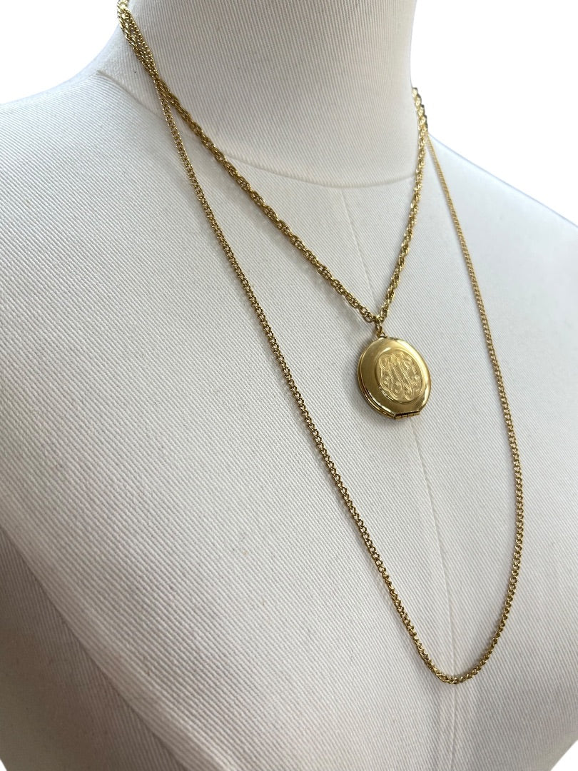 Double Strand Goldtone Locket Pendant Necklace 22 Inch Spring Clasp