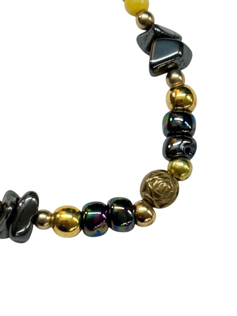 Beaded 7.25 Inch Bracelet Yellow Goldtone Gray Spring Clasp