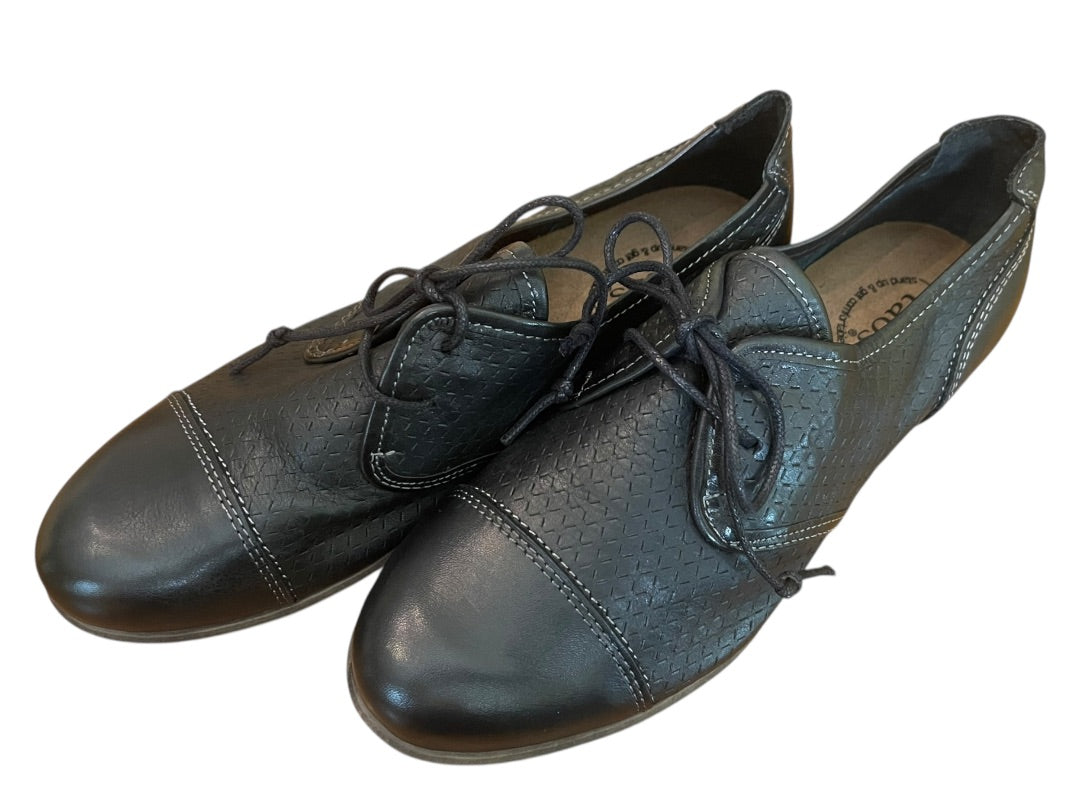 Size 38 (US 7-7.5) Taos Jiminy Lace Up Womens Shoes 2677 Black