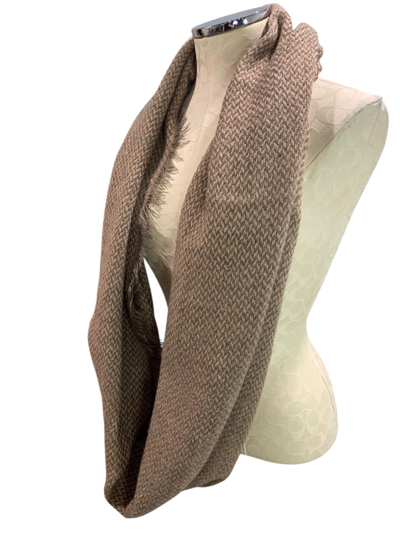 Simonetta Infinity Loop Scarf Fringed Gray Beige Winter