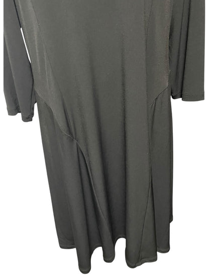 Large Susan Graver Pull Over Liquid Knit Enamel Detail Dress Blacck