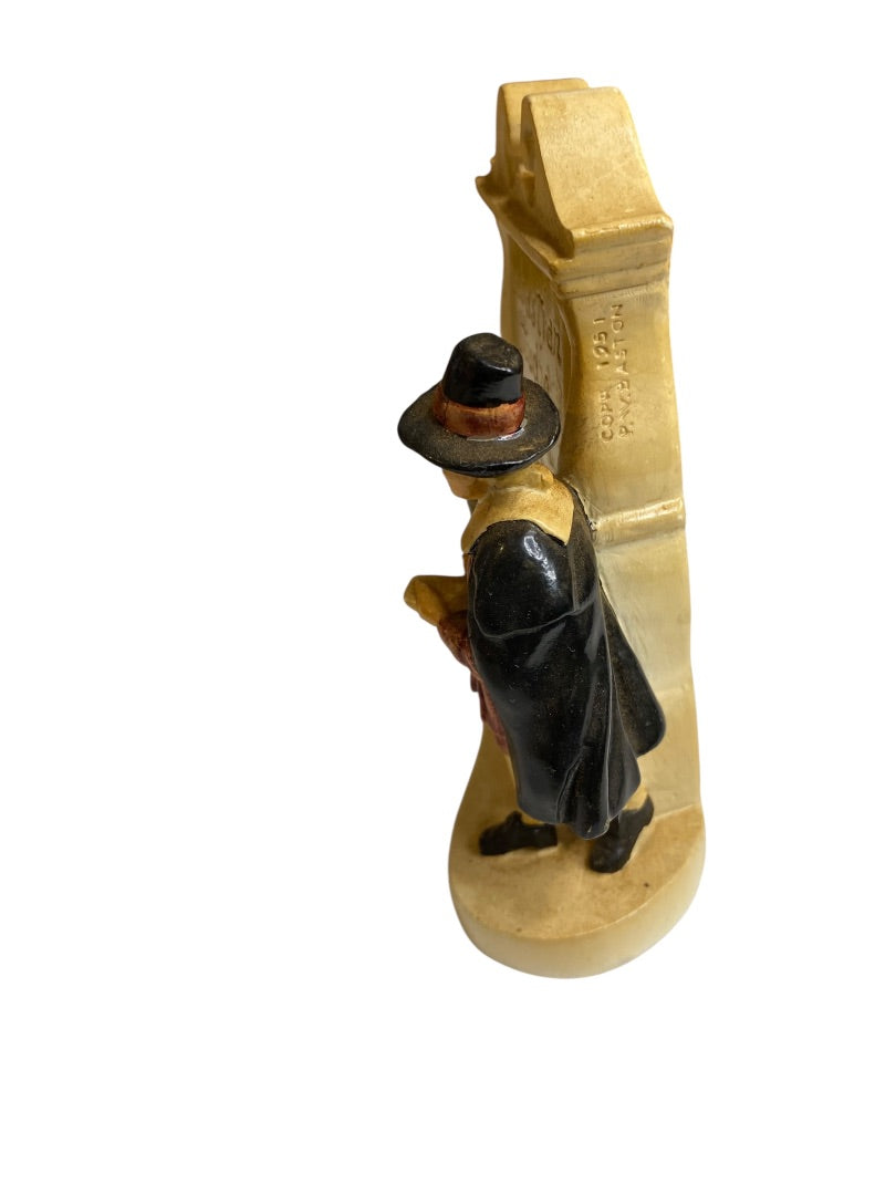 Sebastian Miniatures Studio Figurine with Plaque Sign 4.75"