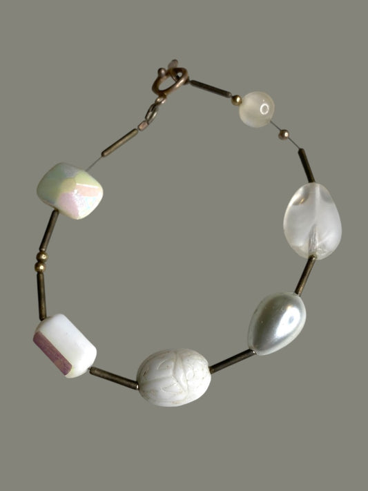 Silvertone and White Beaded Bracelet Toggle Clasp 7.5"