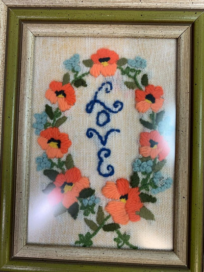 Vintage Framed Needlepoint Crewel Love Floral Wreath Wall Hanging 9.5" x 7.5"