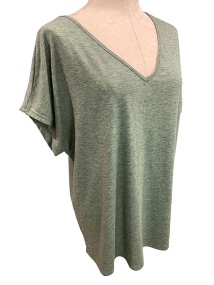 Size 1XL Womens Green Heathered Tshirt V-Neck Short Sleeve