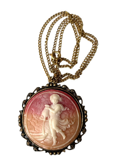 Cameo Pendant Necklace Beach Theme Girl Sand Rowboat 18" Goldtone Chain