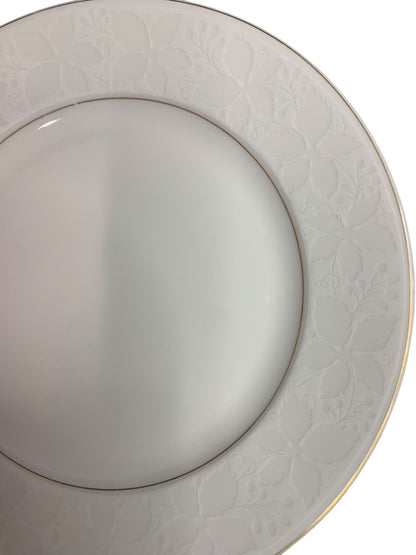 Rosenthal Germany White Velvet 7.75 Inch Salad Plate Gold Trim