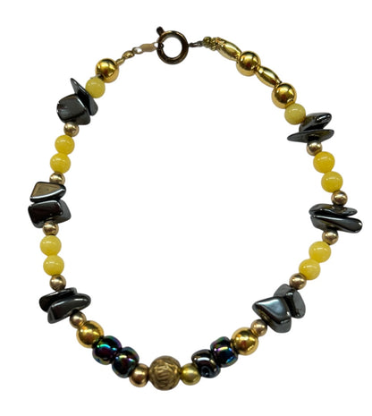 Beaded 7.25 Inch Bracelet Yellow Goldtone Gray Spring Clasp