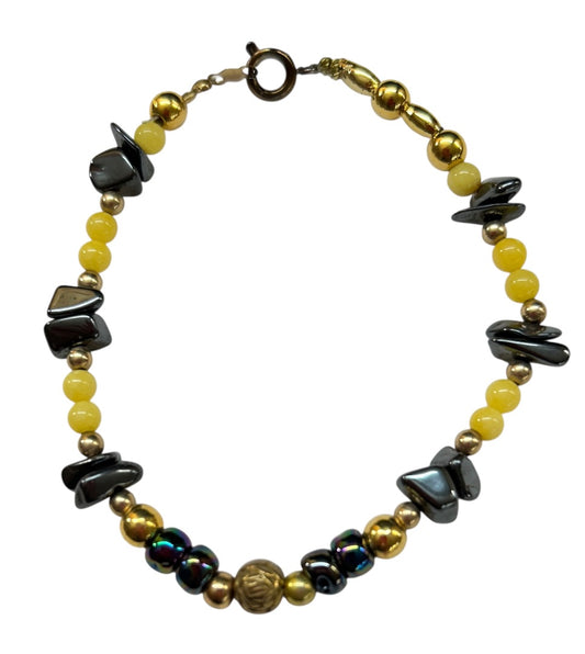 Beaded 7.25 Inch Bracelet Yellow Goldtone Gray Spring Clasp