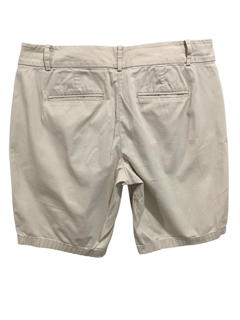 Size 8 Ann Taylor Womens Boardwalk Shorts Tan Chino Style