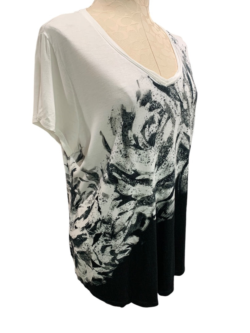 XL Simply Vera Wang Womens Soft V-Neck Tshirt Black White Floral