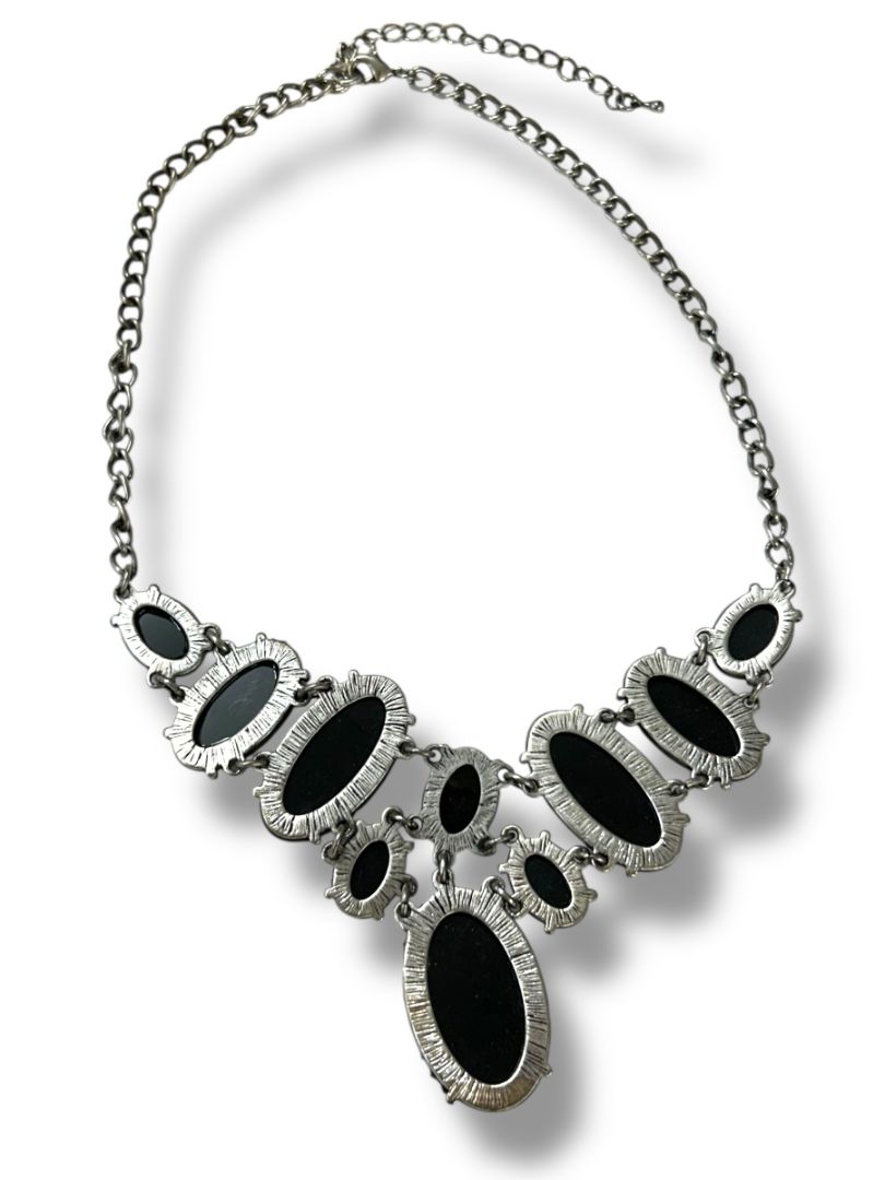 Silvertone and Black Drop Statement Necklace 18"-21"