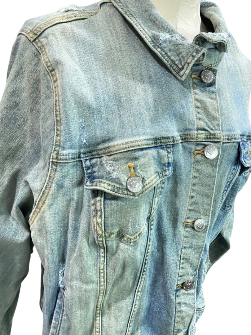 Size 4X Torrid Womens Distressed Jean Jacket Light Wash Denim