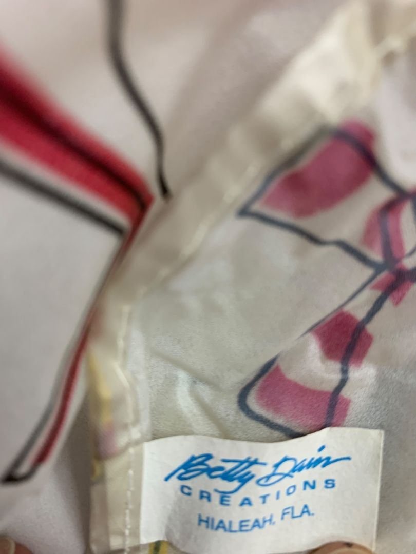 Lot of 4 Childrens Hair Styling Capes Robot Frog Cool Barber Salon