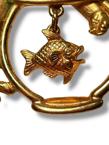Signed J.J. Jonette Cat in Fishbowl Goldtone Brooch Pin 2"