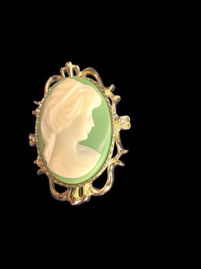 Vintage Signed Gerrys Brooch Pin Cameo White on Green Goldtone 2.25" x 1.5"