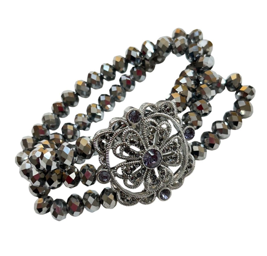 Triple Strand Stretch Bracelet Silvertone Faceted Beads Medallion