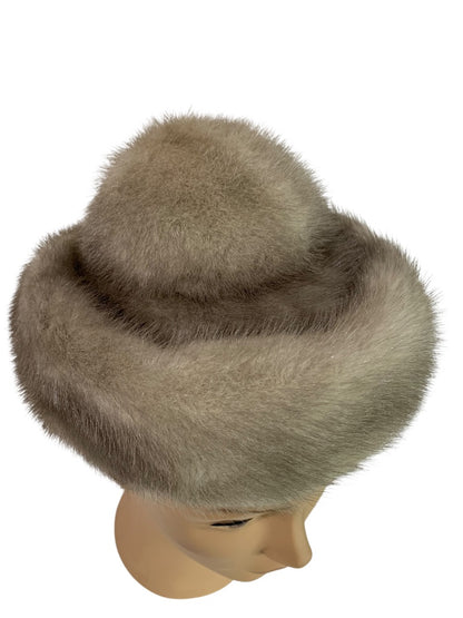 Size 6 5/8 1950s Gray Fur Hat Vintage Wear Pillbox Box Strawbridge & Clothier