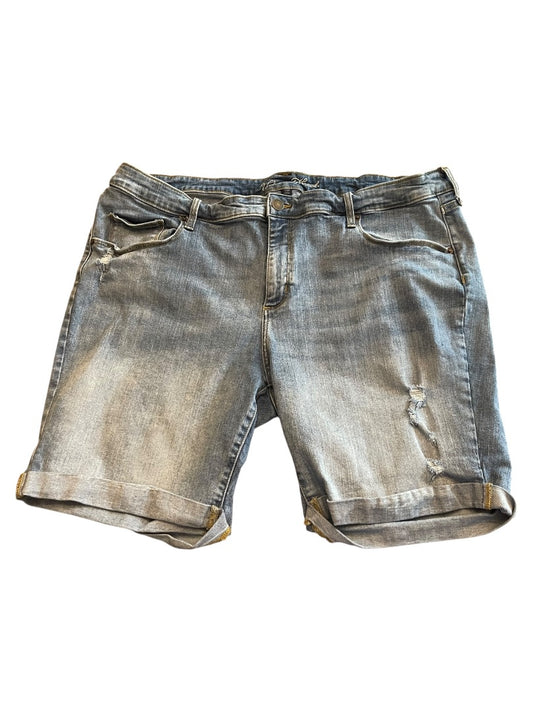 Size 24W Universal Thread Distressed Denim Shorts Plus Size Cuffed Womens Jean