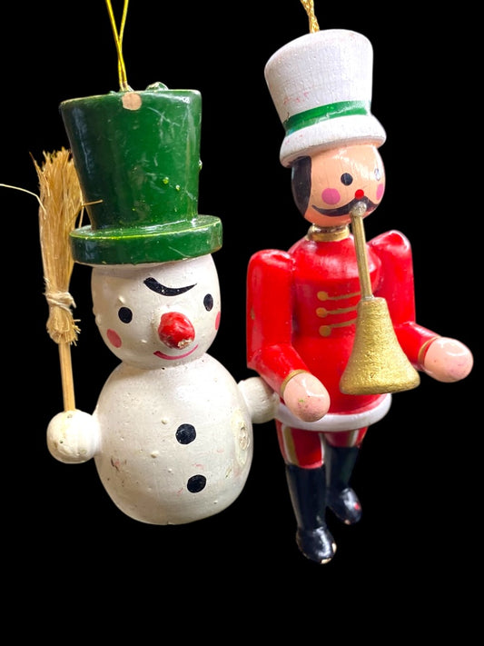 Vintage Wooden Christmas Holiday Ornaments Scary Snowman Soldier 4"