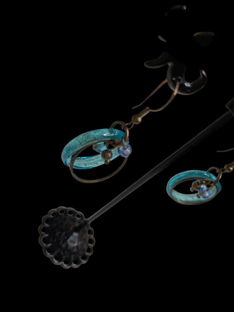 Artsy Copper Color Pierced Earrings Fishhook Teal 1.75" Drop