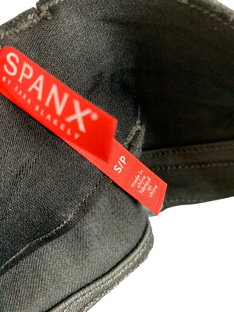 Small Spanx Womens New Stretch Twill Cargo Ankle Pant Washed Black