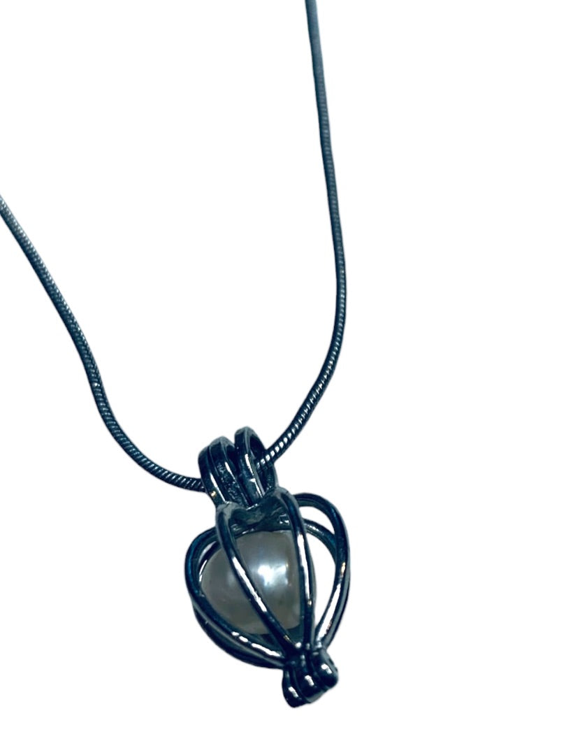 Vintage Caged Pearl Pendant Necklace Silvertone Snake Chain 16.5-17.5 Inches