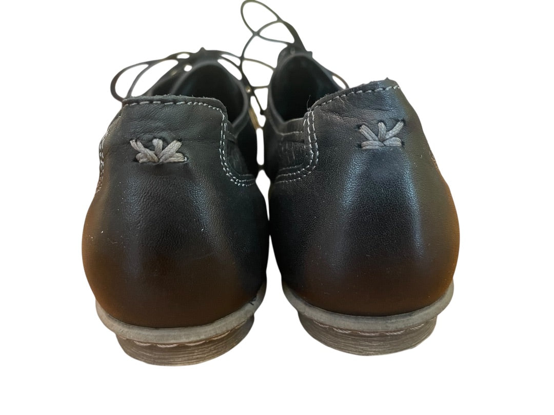 Size 38 (US 7-7.5) Taos Jiminy Lace Up Womens Shoes 2677 Black