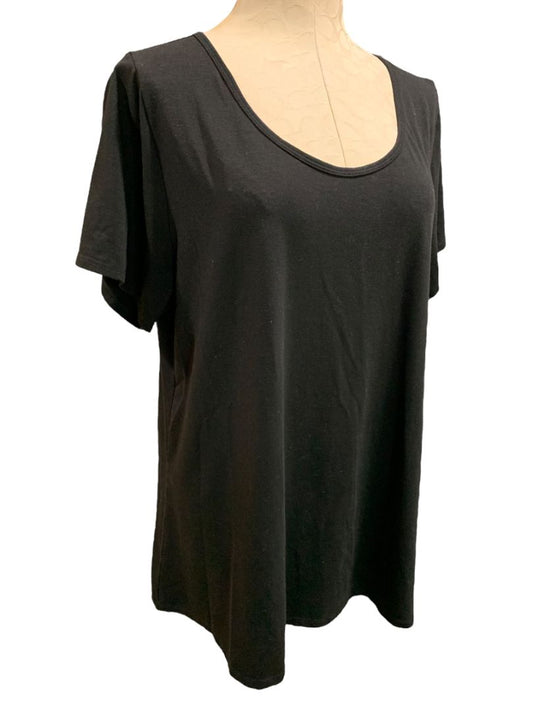 Size 2XL LulaRoe Black Scoop Neck Womens Short Sleeve Tshirt Tunic
