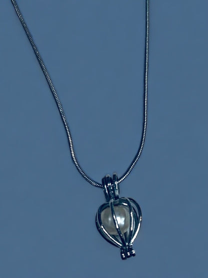 Vintage Caged Pearl Pendant Necklace Silvertone Snake Chain 16.5-17.5 Inches