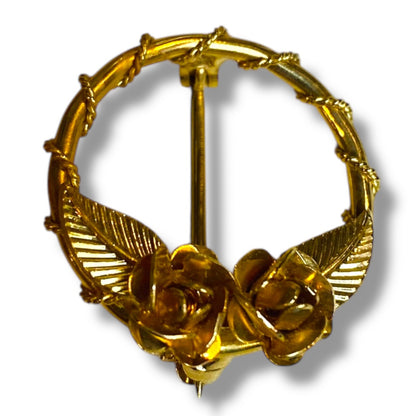 Vintage Goldtone Brooch Pin Wreath Rose 1 Inch Small