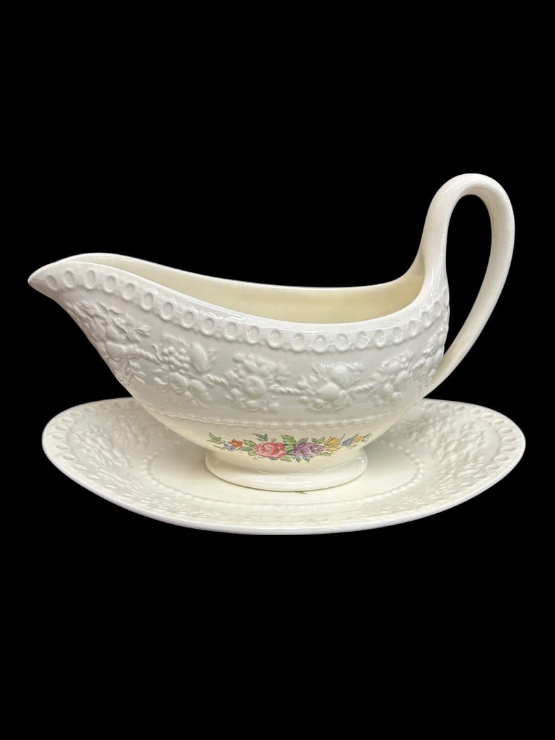 1940s Wellesley Wedgwood Ullswater China Gravy Boat and Underplate