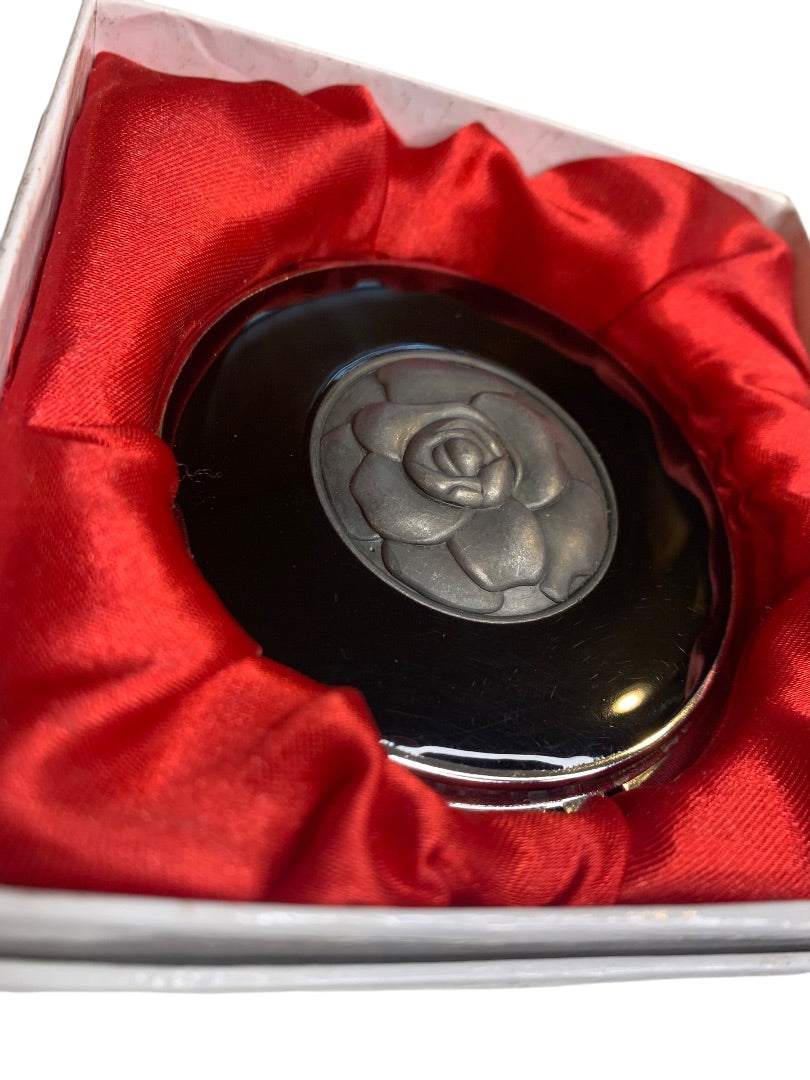 Macys Gothic Rose Mirrored Compact Silvertone Black Glass