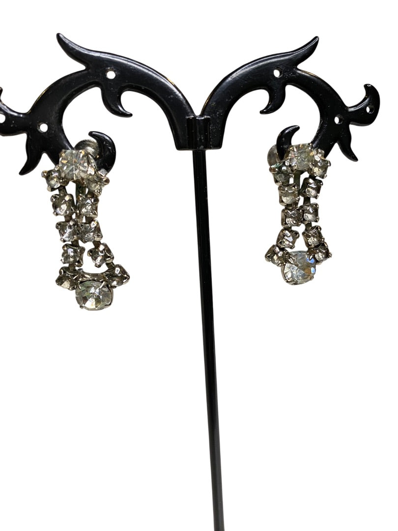 Vintage Rhinestone Earrings Non-Pierced Screwback 1.1" Drop Dangle