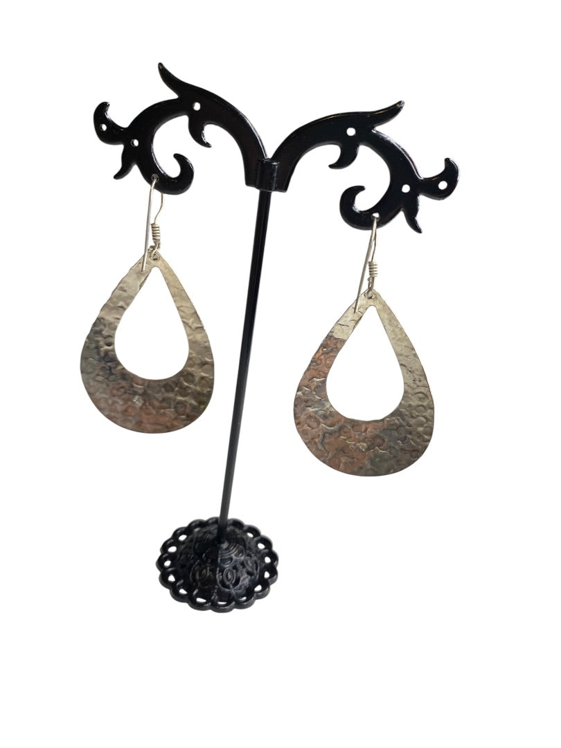 Silvertone Hammered Pierced Fishhook Earrings Lightweight 2" Drop
