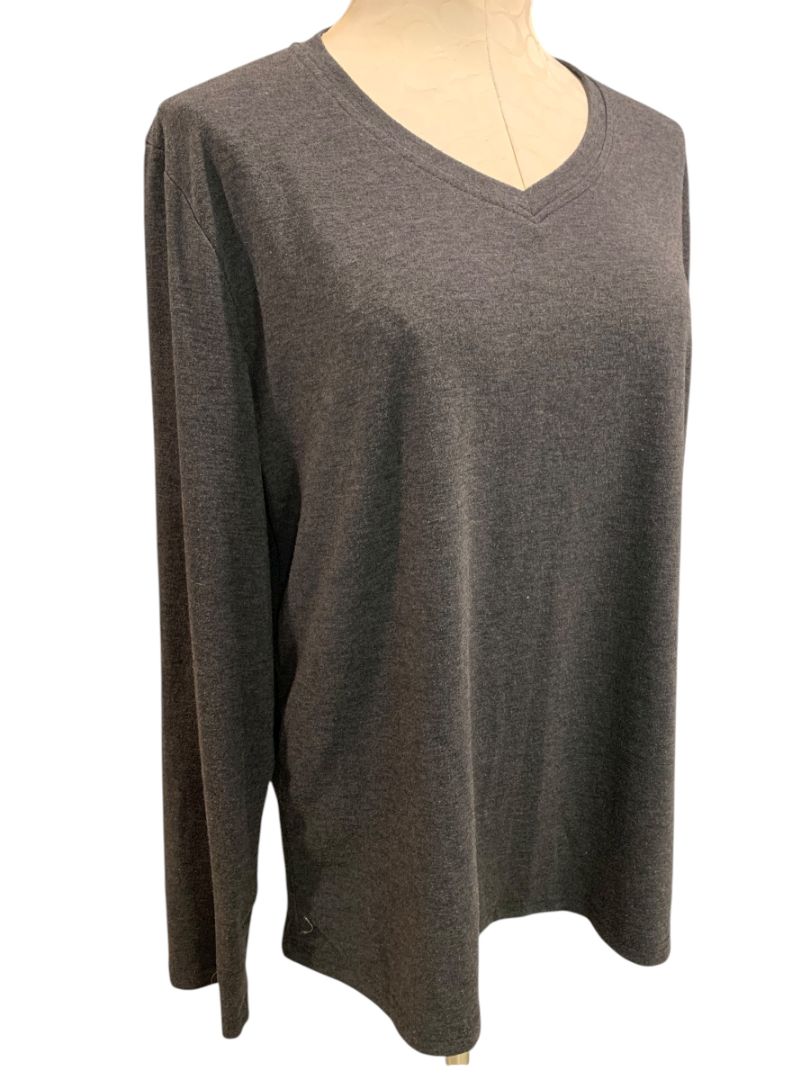Size XXL Womens Long Sleeve Charcoal Gray V-Neck Tshirt