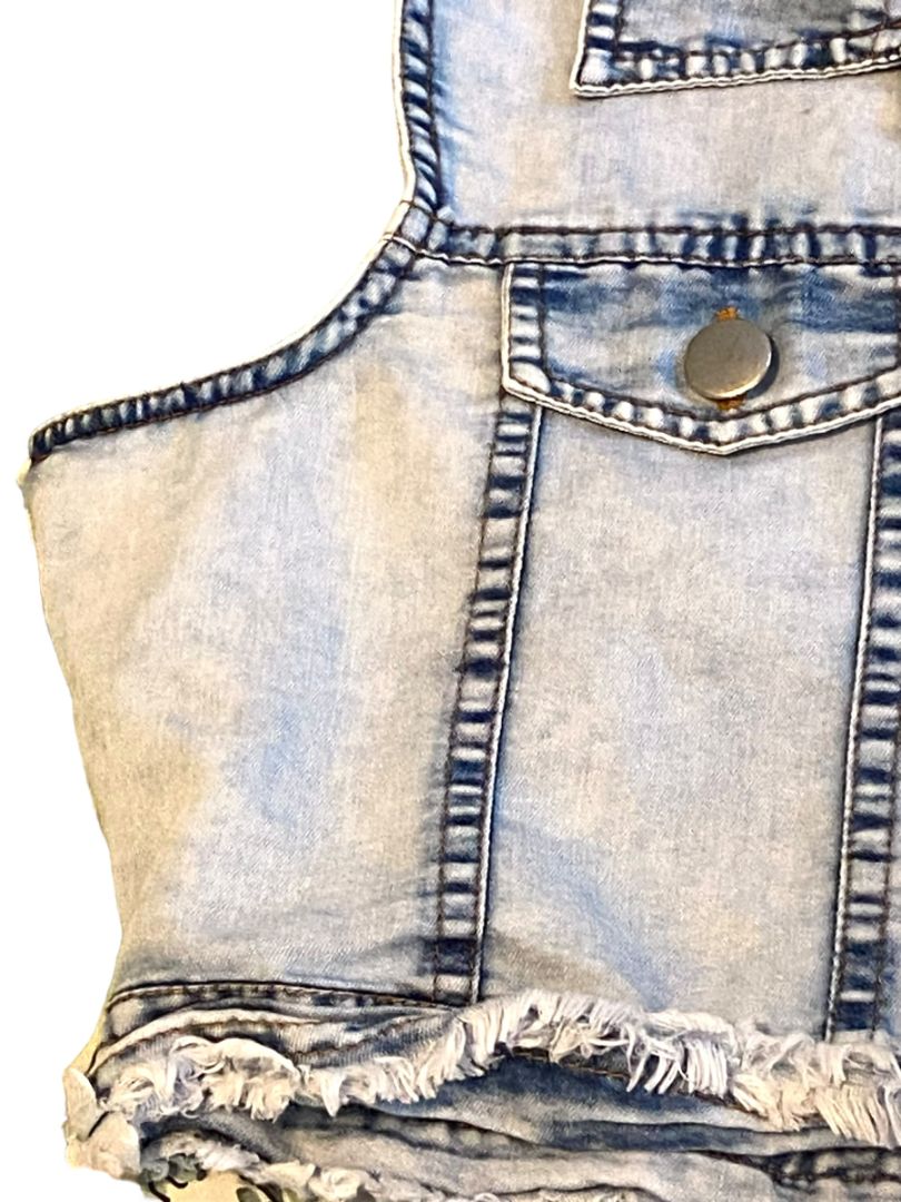 14 Girls Rare Edition Cropped Lightweight Denim Vest Raw Hem Flower Embroidery