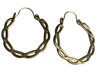 Goldtone Chain Pattern Hoop Earrings Hinged Pierced 1 Inch