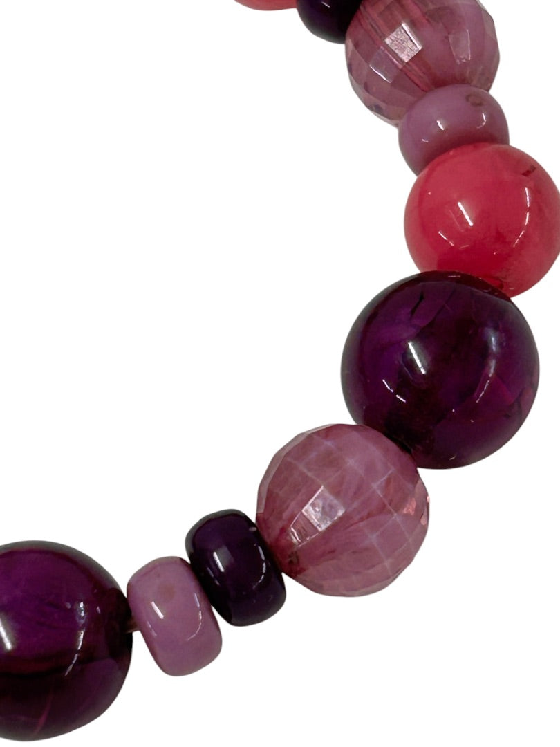 Set of 2 Acrylic Stretch Bracelets Black Purple Pink