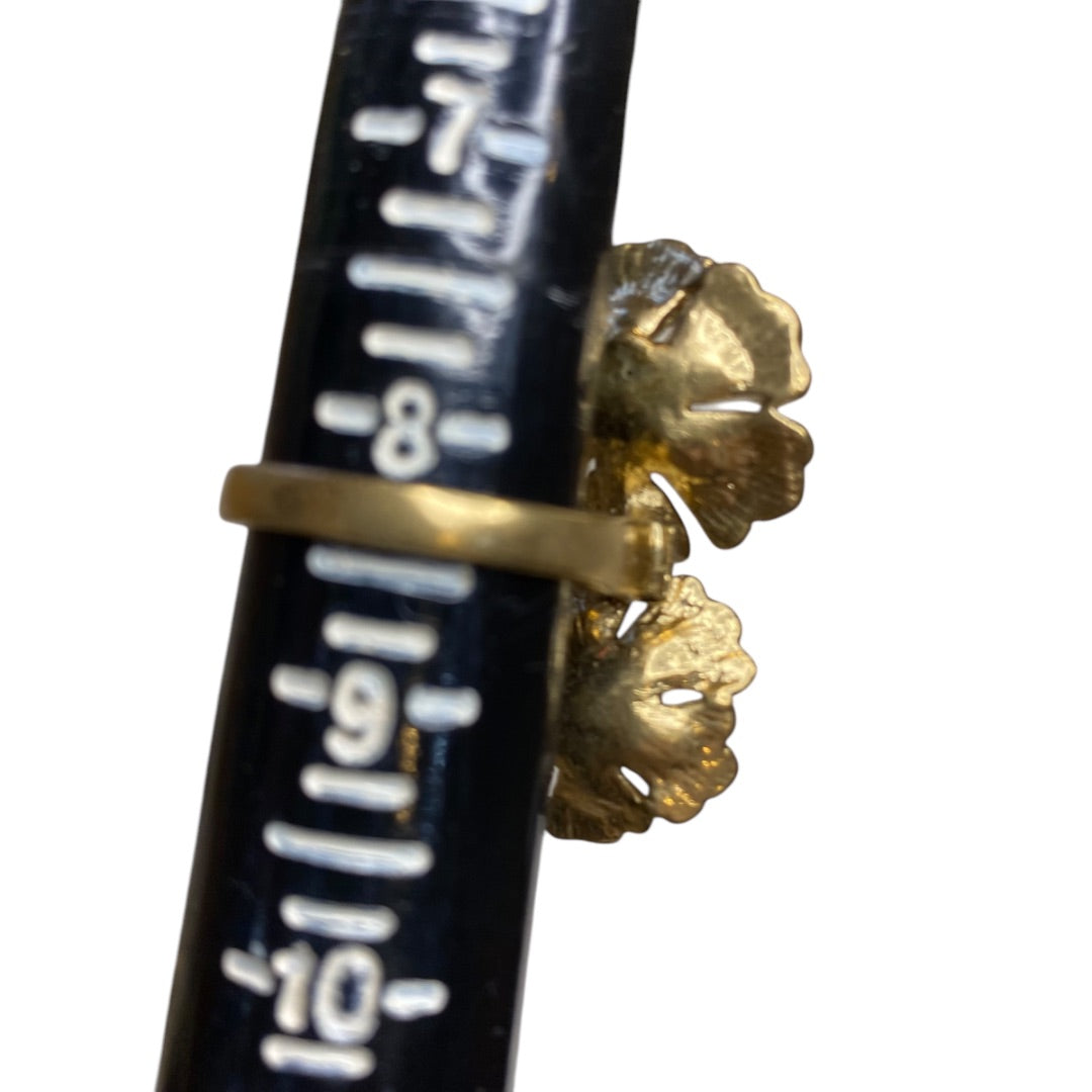 Size 8.5 Goldtone Statement Cluster Floral Ring 35mm