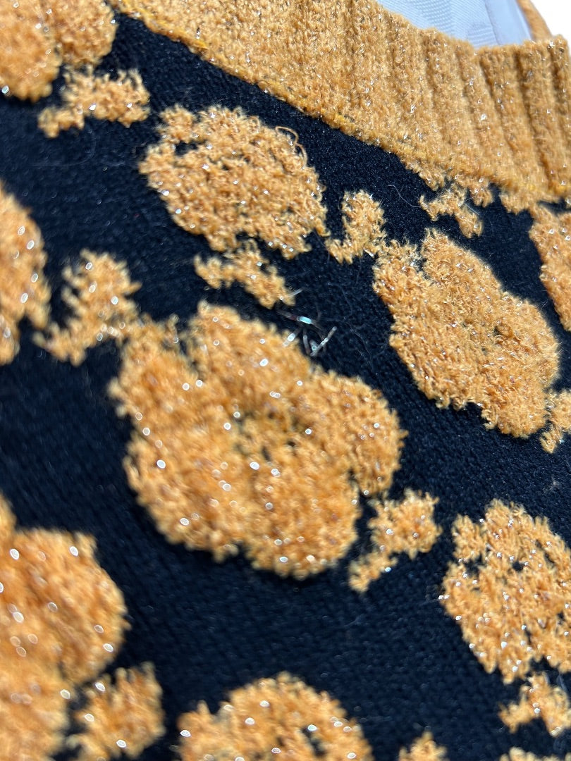 XS Urban Outfitters Retro Rosa Sweater Tee Gold Black Sparkle